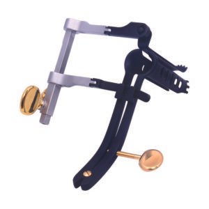 RETRACTOR FRAME